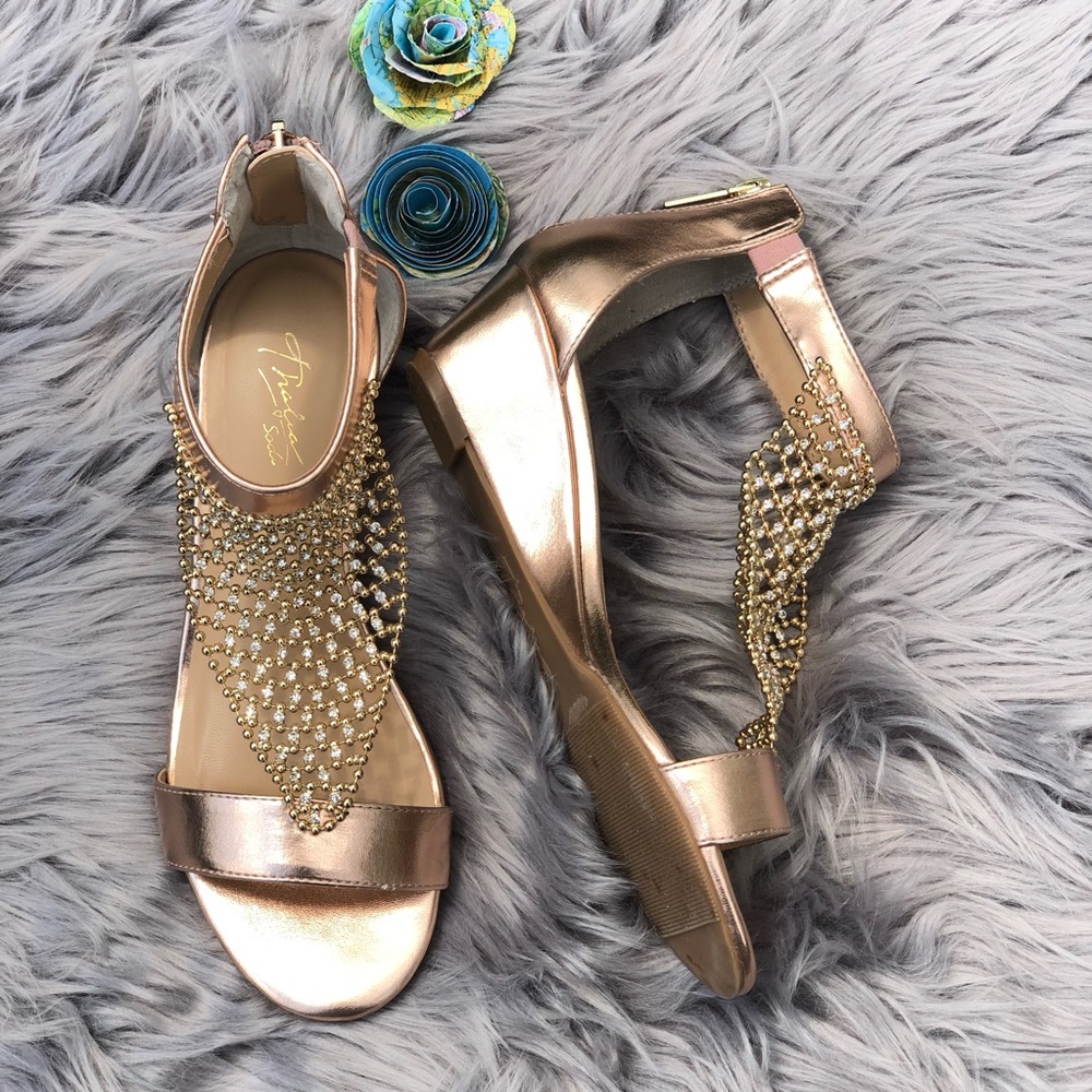 Thalia Sodi Gold Wedges